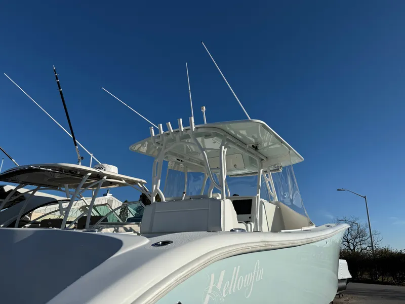 Slide: The Image of Yellowfin 39 Offshore 2015 - 11