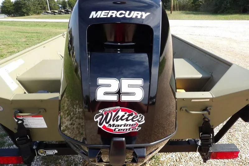 Slide: The Image of 2026 Crestliner 1648 CR Jon boat with Mercury 25 outboard motor, rear view. - 8