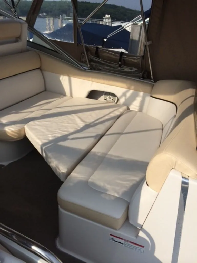 Slide: The Image of Four Winns 258 Vista 2008 - 11