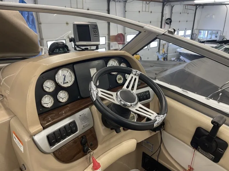 Slide: The Image of Four Winns 258 Vista 2008 - 16