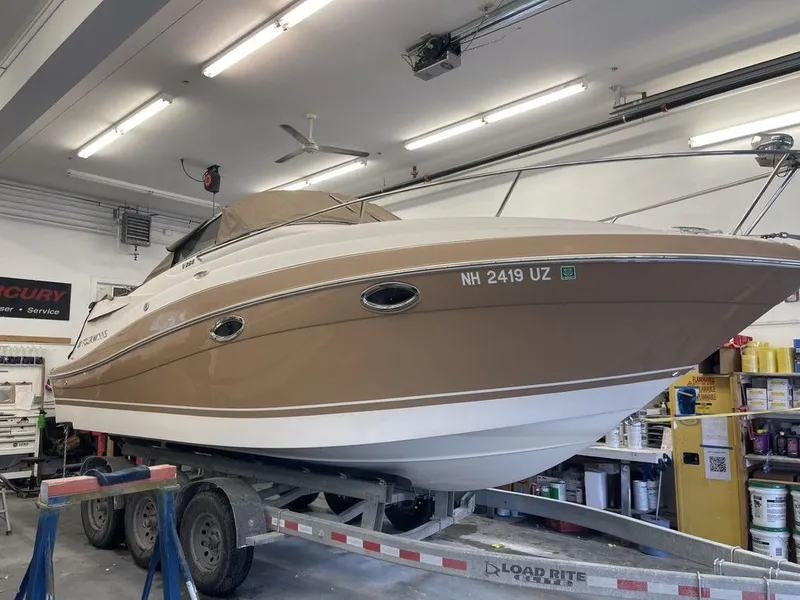 Slide: The Image of Four Winns 258 Vista 2008 - 5