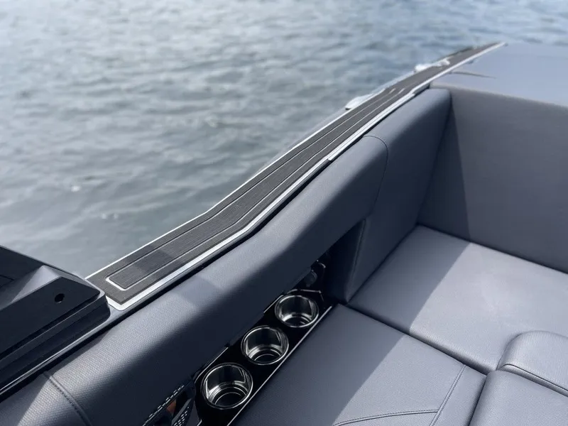 Slide: The Image of MasterCraft NXT-22 Icon Package 2025 - 18