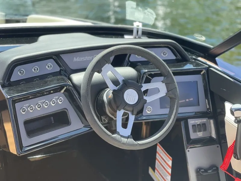 Slide: The Image of MasterCraft NXT21 2024 - 17