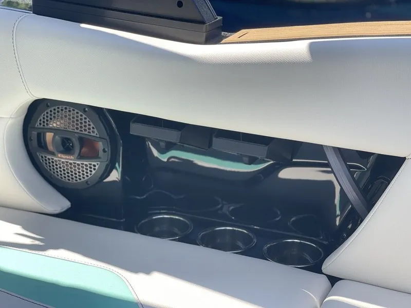 Slide: The Image of MasterCraft NXT21 2024 - 25