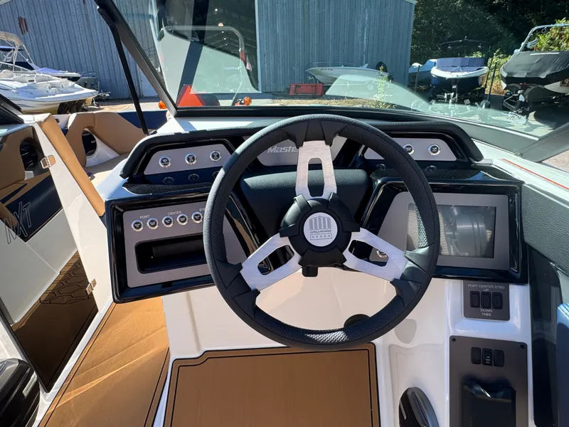 Slide: The Image of MasterCraft NXT22 2026 - 20