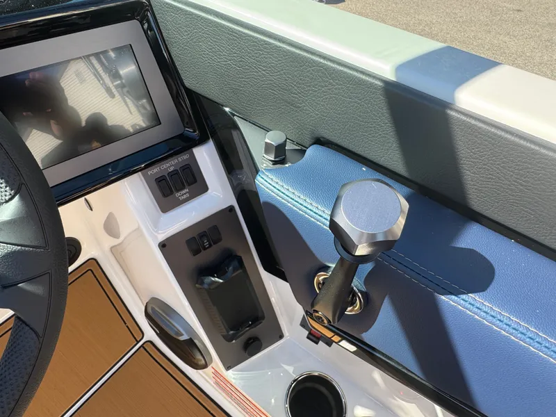 Slide: The Image of MasterCraft NXT22 2026 - 25