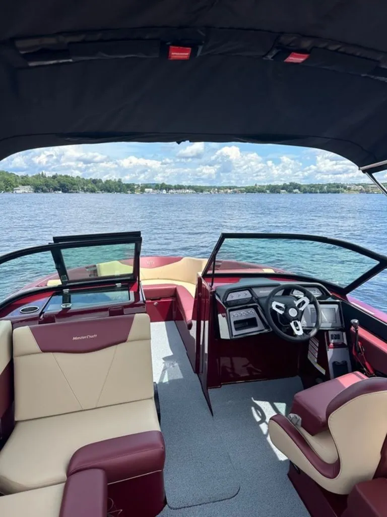 Slide: The Image of MasterCraft NXT23 2024 - 10