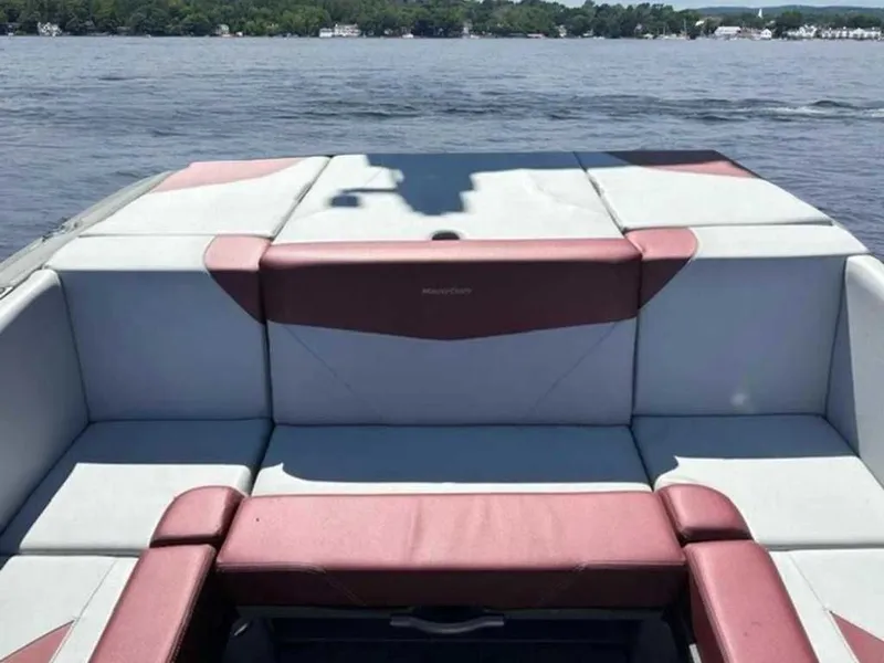 Slide: The Image of MasterCraft NXT24 2022 - 4