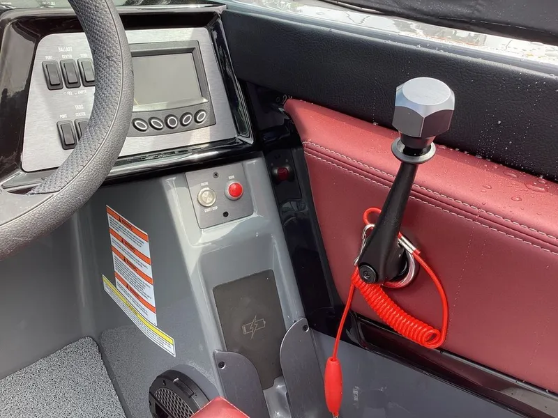 Slide: The Image of MasterCraft NXT24 2023 - 22