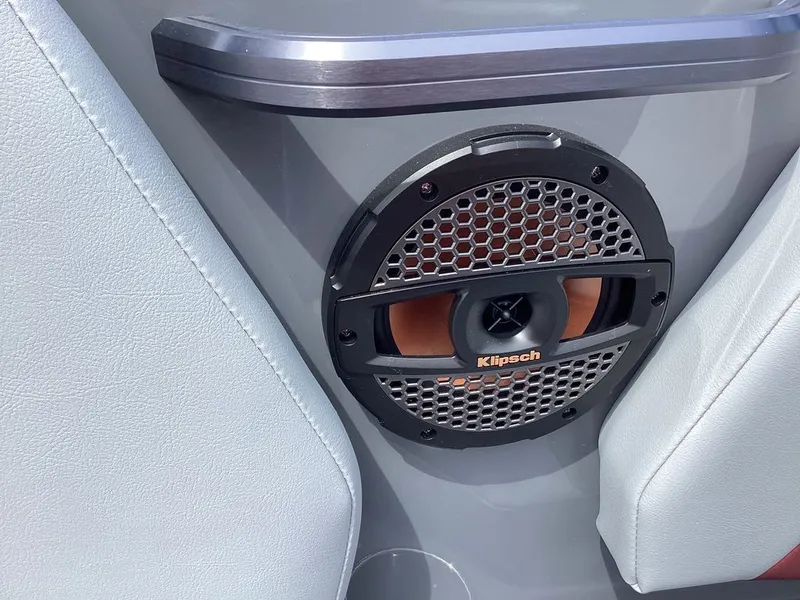 Slide: The Image of MasterCraft NXT24 2023 - 29