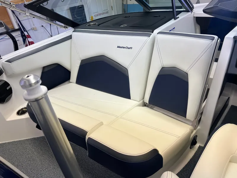 Slide: The Image of MasterCraft ProStar 2026 - 10