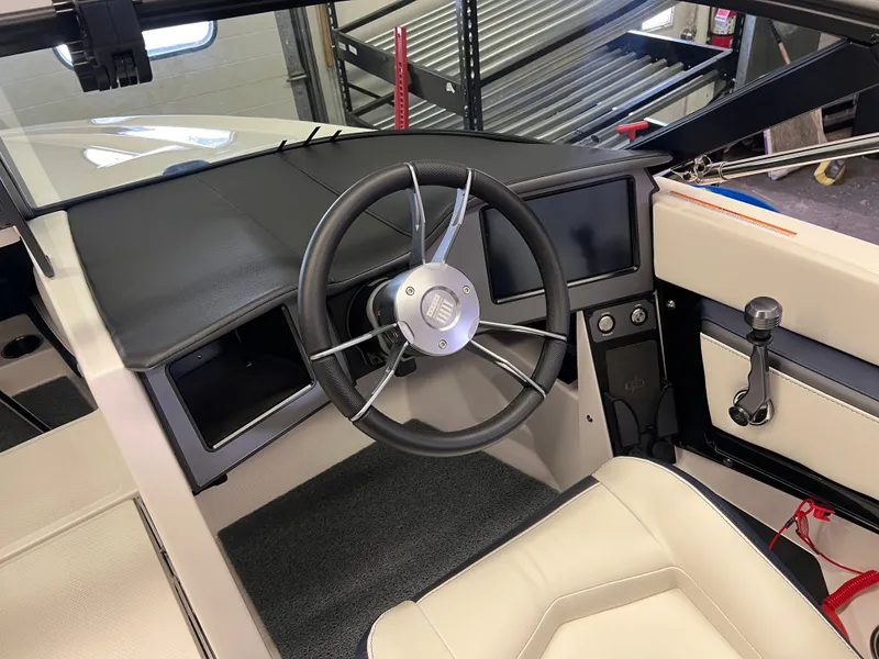 Slide: The Image of MasterCraft ProStar 2026 - 11