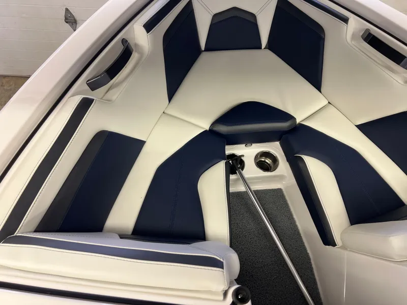Slide: The Image of MasterCraft ProStar 2026 - 17