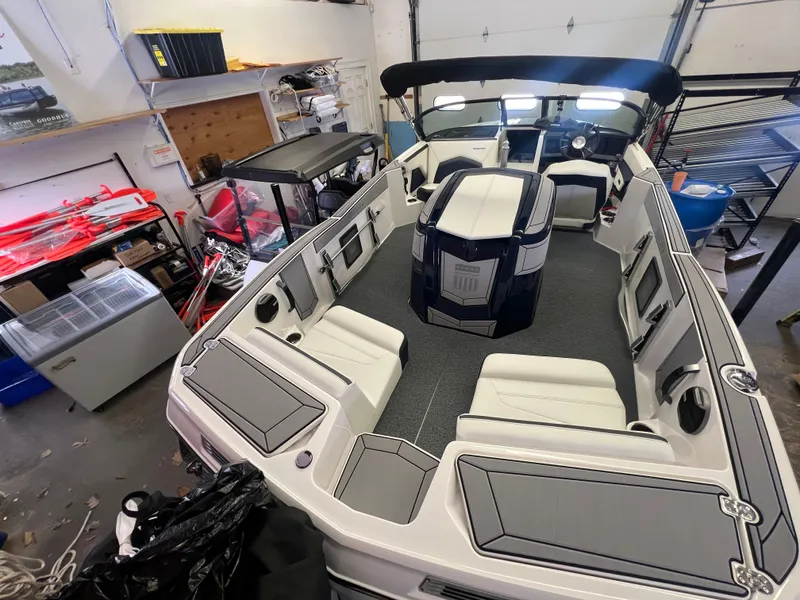 Slide: The Image of MasterCraft ProStar 2026 - 6