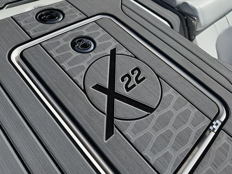 Slide: The Image of MasterCraft X22 2024 - 5