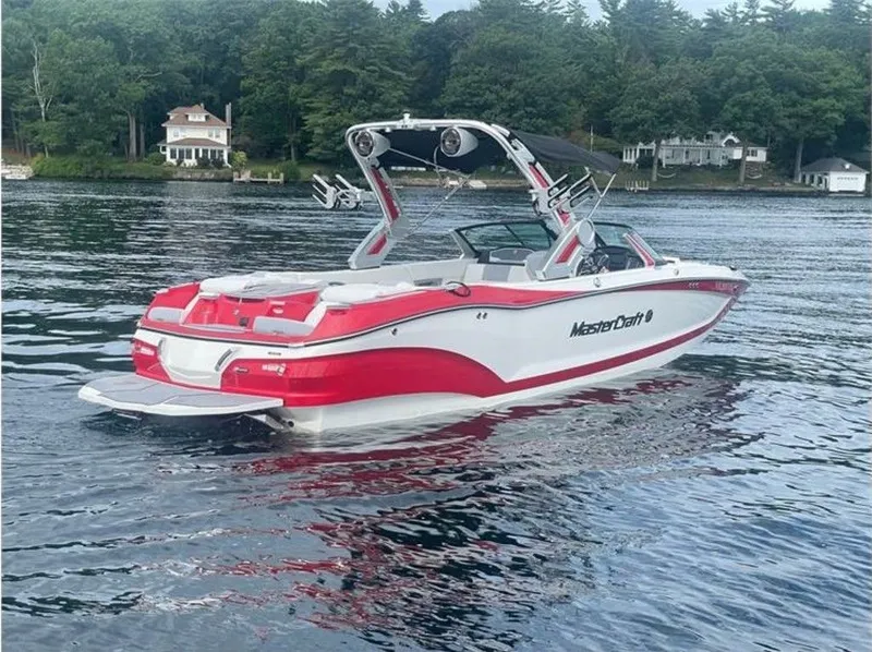 Slide: The Image of MasterCraft X24 2022 - 2