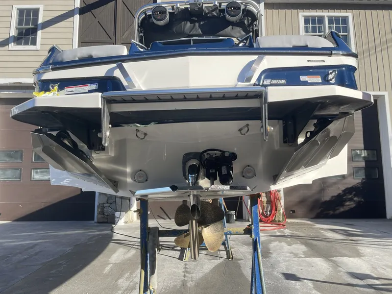 Slide: The Image of MasterCraft X24 2023 - 11