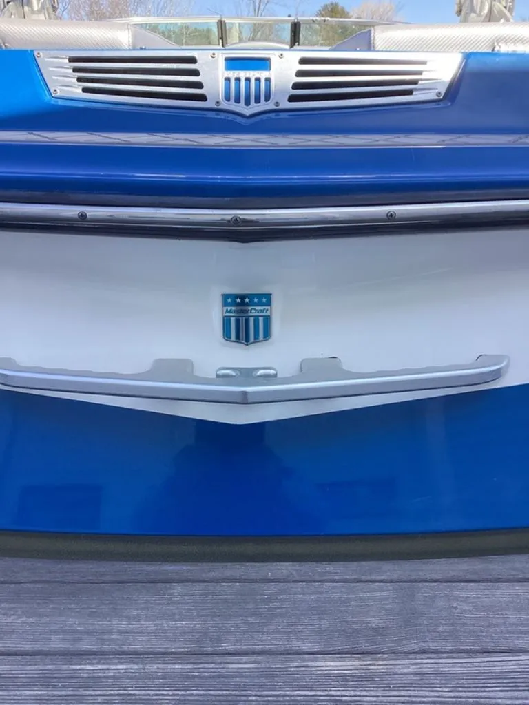 Slide: The Image of MasterCraft X30 2014 - 7