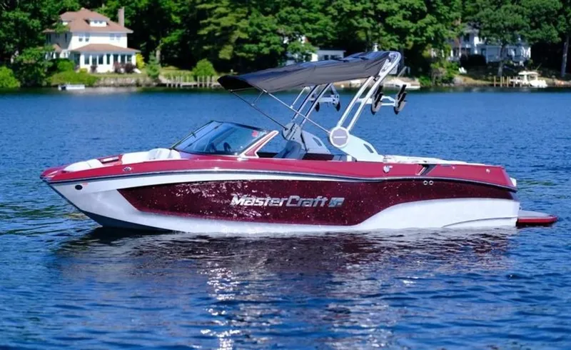 The Image of MasterCraft XT20 2023 - 1