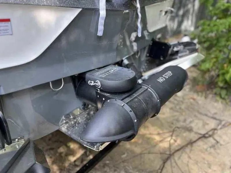 Slide: The Image of MasterCraft XT22 2025 - 17