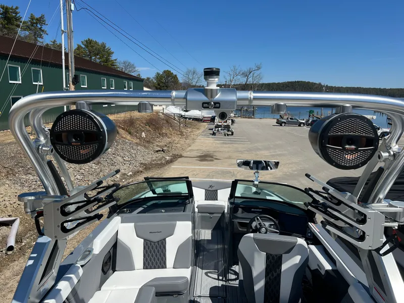 Slide: The Image of MasterCraft XT22 2025 - 26