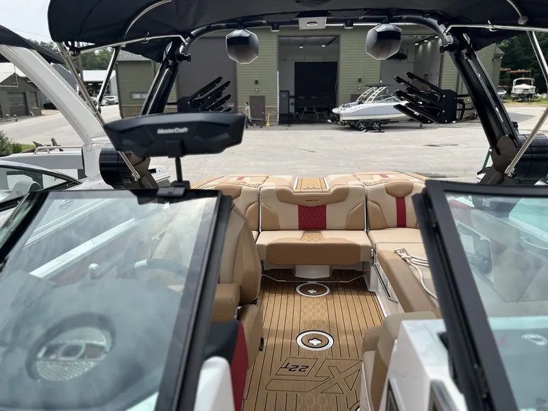 Slide: The Image of MasterCraft XT22 T 2023 - 22