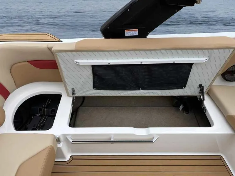 Slide: The Image of MasterCraft XT22 T 2023 - 7