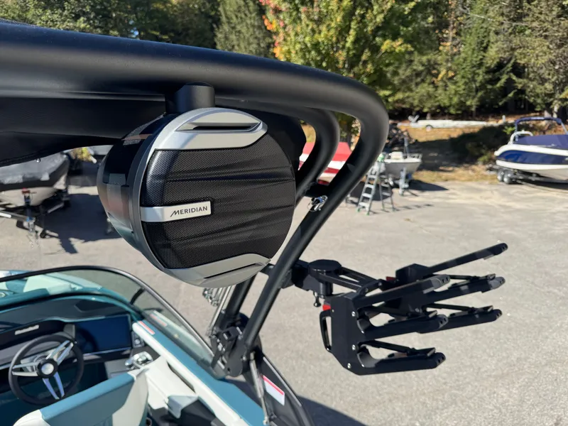 Slide: The Image of MasterCraft XT23 2026 - 36