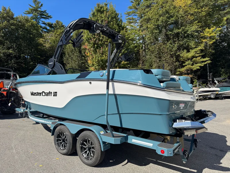 Slide: The Image of MasterCraft XT23 2026 - 4