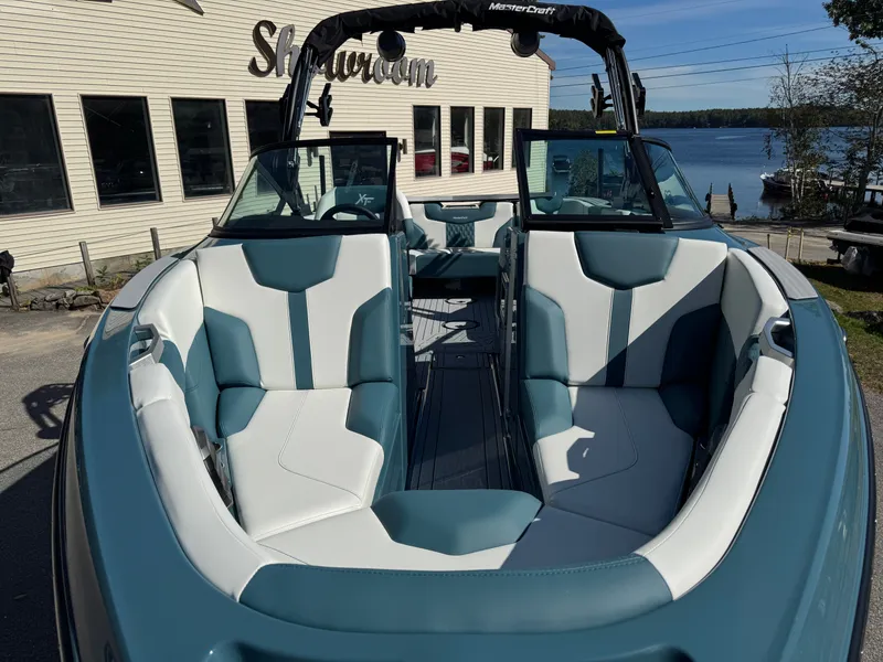 Slide: The Image of MasterCraft XT23 2026 - 9