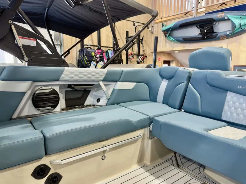 Slide: The Image of MasterCraft XT23 2026 - 7