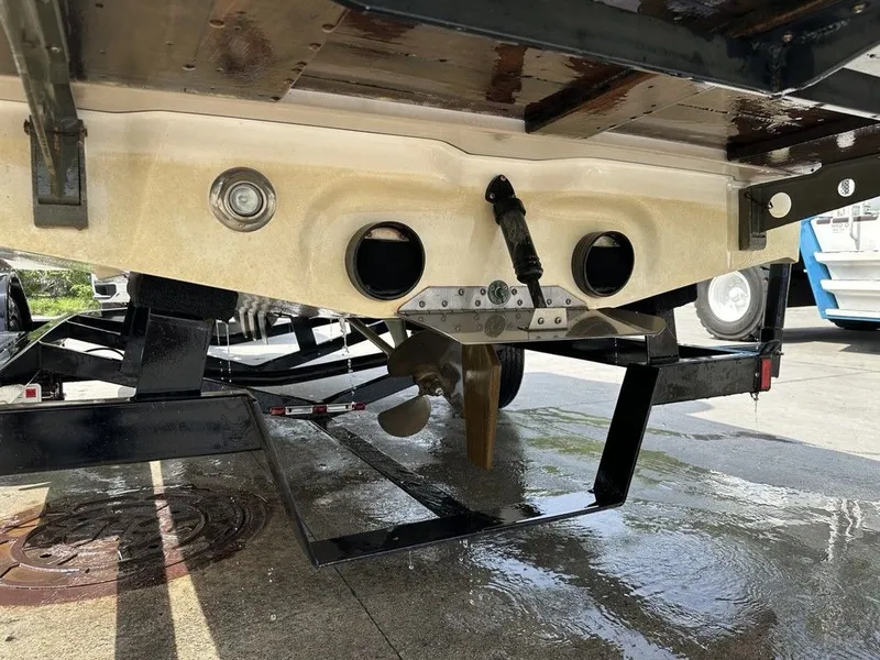 Slide: The Image of Tigé 20i 2006 - 16