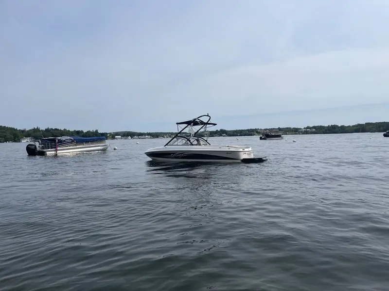 Slide: The Image of Tigé 20i 2006 - 8