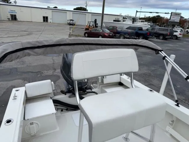 Slide: The Image of Parker 1801 Center Console 2022 - 7