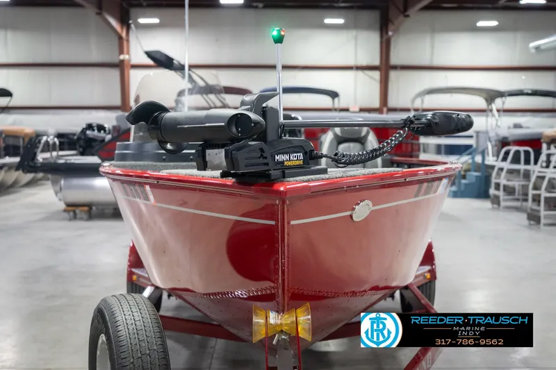 Slide: The Image of 2020 Lund 1775 Adventure SS boat in showroom with Minn Kota motor. - 3