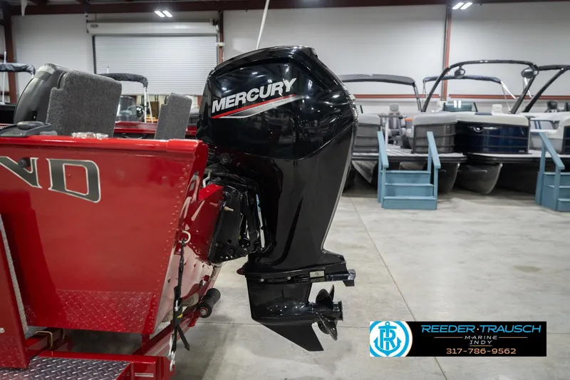 Slide: The Image of 2020 Lund 1775 Adventure SS with Mercury outboard motor in showroom. - 44