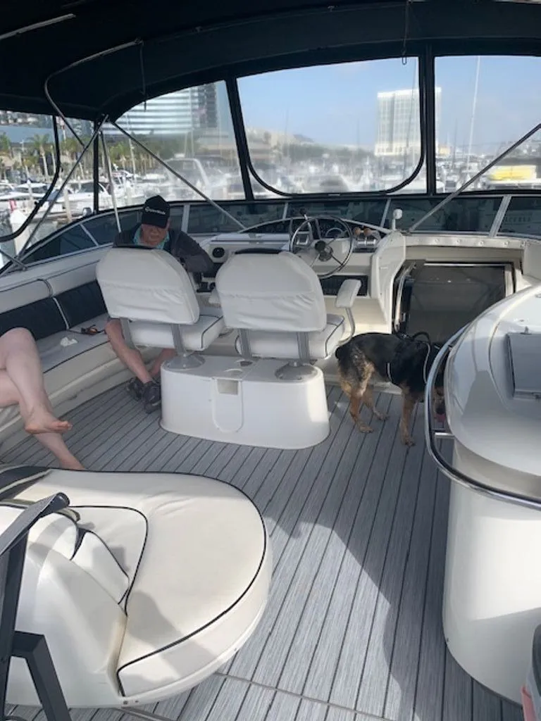 Slide: The Image of Bayliner 5788 Pilot House Motoryacht 1999 - 43