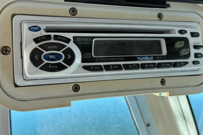 Slide: The Image of Jensen CD player in a 2000 Calvin Beal COI PASSENGER boat. - 42