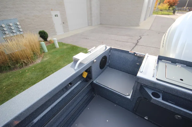 Slide: The Image of 2026 Weldcraft 260 Ocean King "Great Lakes Edition" F350XSB boat interior at a marine exhibition. - 12