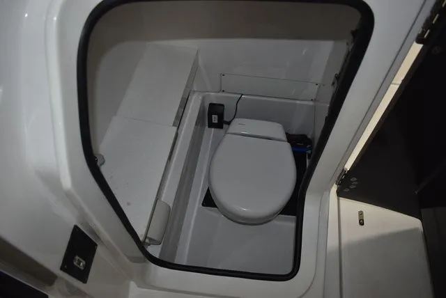 Slide: The Image of Blackfin 252 DC 2025 - 44