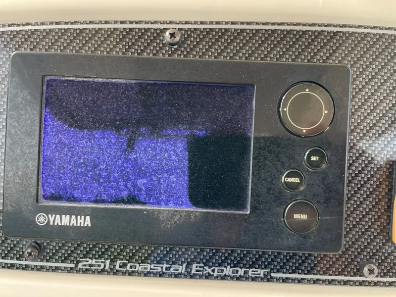 Slide: The Image of Grady-White 251 2015 - 22