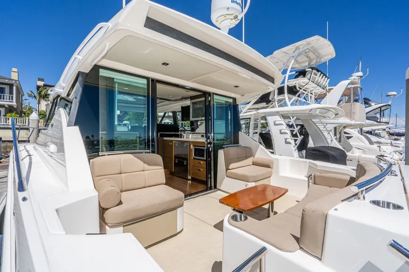 Slide: The Image of Tiara C44 Coupe 2015 - 16