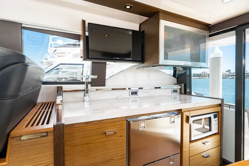 Slide: The Image of Tiara C44 Coupe 2015 - 28