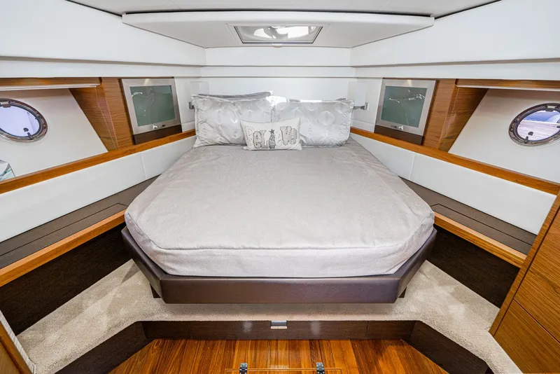 Slide: The Image of Tiara C44 Coupe 2015 - 39