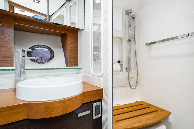 Slide: The Image of Tiara C44 Coupe 2015 - 43