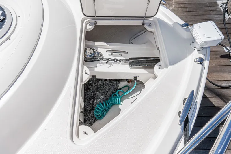 Slide: The Image of Tiara C44 Coupe 2015 - 6