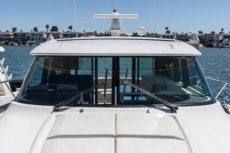 Slide: The Image of Tiara C44 Coupe 2015 - 9