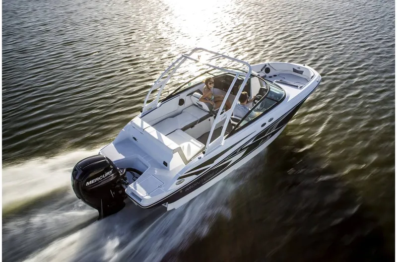 Slide: The Image of Monterey M205 Bowrider 2018 - 1
