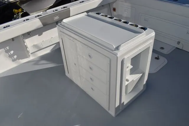 Slide: The Image of Steiger Craft 31 Fisherman 2025 - 18