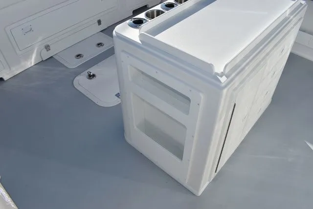 Slide: The Image of Steiger Craft 31 Fisherman 2025 - 22